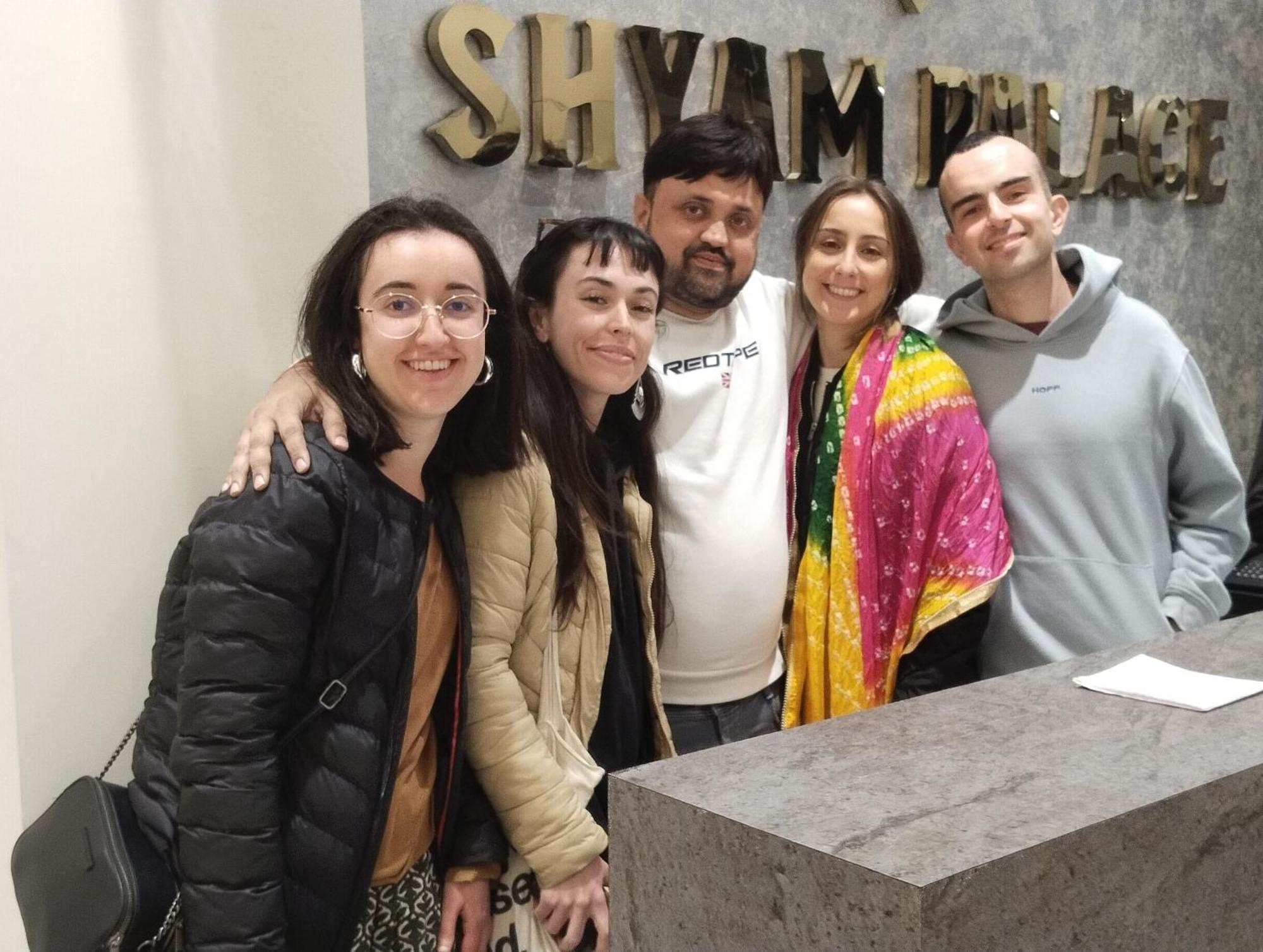 Hotel Shyam Palace India Agra Агра Екстериор снимка