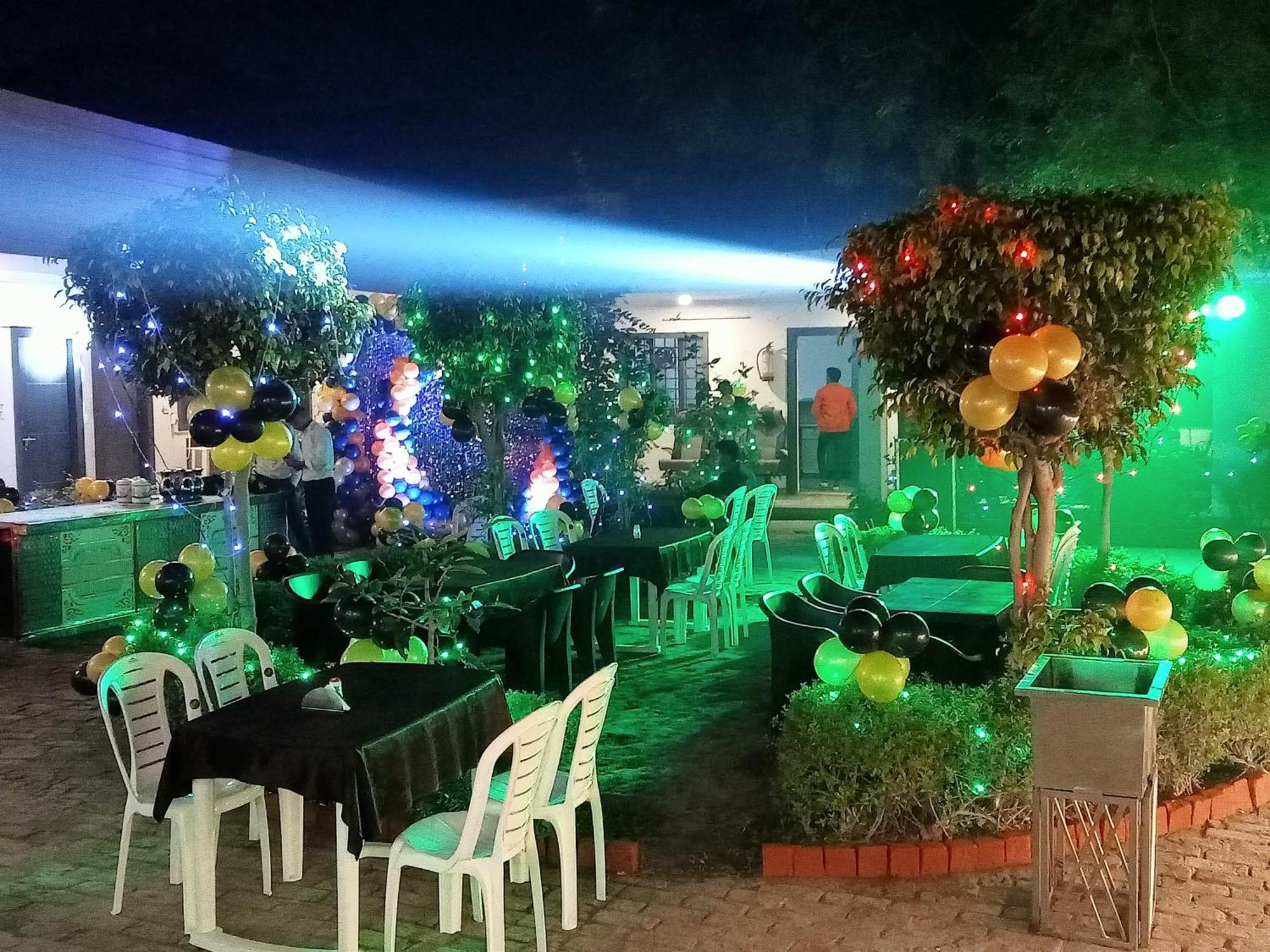 Hotel Shyam Palace India Agra Агра Екстериор снимка